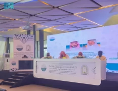 لجنة تحكيم مسابقة خادم الحرمين الشريفين للقرآن والسنة في داكار تستمع لـ62 متسابقًا في يومها الأول