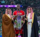 رئيس الاتحاد الآسيوي يشيد بإنجاز الأهلي السعودي التاريخي بالتتويج المتتالي لدوري أبطال آسيا للنخبة