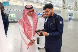 محافظ الزكاة والضريبة والجمارك يقف على تنفيذ خطة موسم الحج في مطار الملك عبدالعزيز الدولي