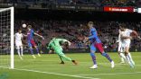 برشلونة يتجنب الخسارة بتعادل متأخر مع غرناطة في الدوري الإسباني