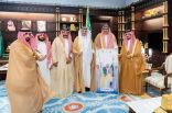 أمير الباحة يستعرض جهود أمانة المنطقة ويتسلم تقرير احتفالات الأهالي باليوم الوطني