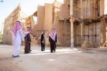 سمو وزير الثقافة يتفقد مشروع “ترميم وتأهيل مباني التراث العمراني” وسط الرياض