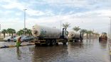 أمانة العاصمة المقدسة تواصل أعمالها لإزالة تجمعات الأمطار