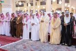 سمو أمير منطقة الرياض يؤدي صلاة الميت على سمو الأميرة العنود بنت سعود بن ثنيان