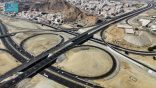 اكتمال تشغيل عناصر تقاطع الدائري الرابع مع طريق السيل في العاصمة المقدسة