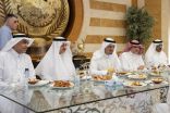 نائب أمير مكة يستقبل المهنئين بعيد الفطر المبارك من منسوبي الإمارة
