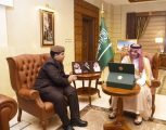 مُحافظ جدة يستقبل قائد القوة الخاصة للأمن البيئي بمنطقة مكة المكرمة