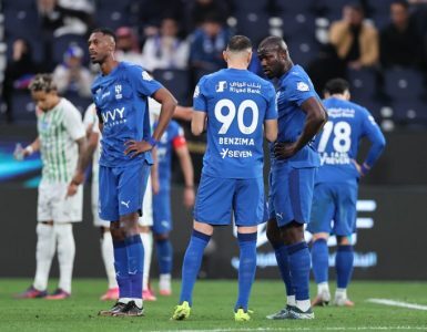 الهلال يكتسح النجمة برباعية ويشعل الصراع على صدارة الدوري