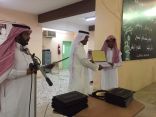 مدرسة النور في العرضيات تكرم طلاب التوعية الإسلامية