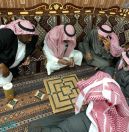 لعبة ” المقطار ” تعيد كبار السن للزمن الجميل في لجنة تنمية الشرافاء