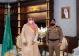 أمير الباحة يطلع على خطط الجهات الأمنية لموسم الصيف