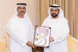 ولي عهد الفجيرة يستقبل خالد الظنحاني لحصوله على الدكتوراه الفخرية ووسام التنمية الثقافية