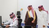 محافظ وادي الدواسر يطلع على مبادرة “الفرع الافتراضي” بمكتب العمل بالمحافظة
