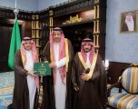 أمير الباحة يلتقي مدير التدريب التقني ويطّلع على تقرير ملتقى الباحة للحرفيين 2025
