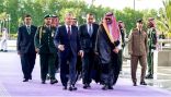 رئيس أوزبكستان يصل إلى جدة