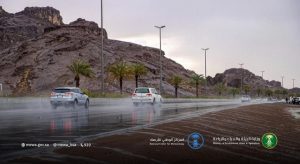 “البيئة”: هطول أمطار متفرقة في 12 منطقة.. ومكة المكرمة تسجّل أعلى كمية بـ 54,8 ملم