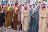 أمير منطقة الرياض يؤدي صلاة الميت على صاحبة السمو الأميرة الجوهرة بنت فيصل بن عبدالله آل عبدالرحمن آل سعود