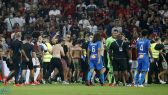 إيقاف مباراة نيس ومارسيليا بعد اقتحام الجماهير أرض الملعب