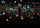 “بريليانس أوف ذي سولز”.. تركيب فني مبهر لفنانة يابانية وسط أحياء العُلا