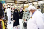 ضيوف الرحمن يختتمون زيارتهم للمدينة المنورة بالتسوّق واقتناء الهدايا التذكارية