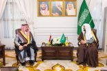وزير الشؤون الإسلامية يلتقي رئيس ديوان الوقف السني بجمهورية العراق في مكتبه بجدة