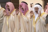 نائب أمير مكة يتقدم المصلين في صلاة الاستسقاء بالمسجد الحرام