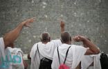 الحجاج يرمون اليوم آخر الجمرات ويتوجهون لأداء طواف الوداع