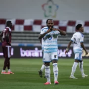 لاكازيت يقود نيوم للفوز على الفيصلي بثنائية في دوري روشن
