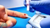 تطوير أول جهاز بالعالم قابل للارتداء يراقب السكر في الدم‎ (صورة)