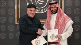 رسميًا.. الشباب يعلن مدربه الجديد بعد رحيل ألغواسيل