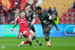 التعادل السلبي يحسم مواجهة ضمك والخلود في دوري روشن