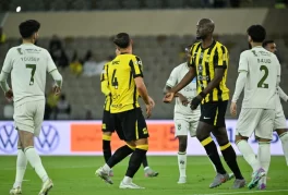 الاتحاد يتجاوز الحزم بهدف العبود رغم الطرد ويعزز موقعه في دوري روشن