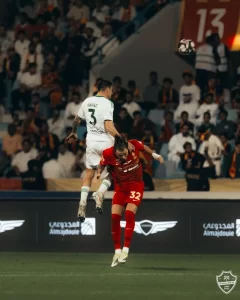 القادسية يقلب تأخره أمام الأهلي إلى فوز مثير في دوري روشن