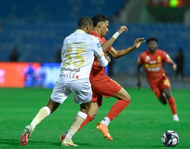 التعادل الإيجابي يحسم مواجهة القادسية والتعاون في دوري روشن