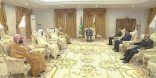 رئيس الجمهورية الموريتانية يستقبل إمام الحرم النبوي الشريف بالقصر الرئاسي في نواكشوط