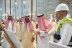 نائب أمير منطقة مكة  يتفقد مركز استقبال وتوجيه الحجاج بالنوارية ويزور المسجد الحرام