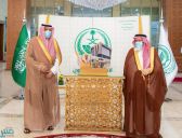 بتكلفة تجاوزت 12 مليون ريال .. أمير الباحة يضع حجر الأساس لمشروع الوقف الخيري لجمعية تعاطف