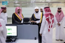 رئيس ديوان المظالم يتفقد محاكم المدينة المنورة ويلتقي المستفيدين