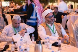 وزارة الشؤون الإسلامية تنظم اليوم المفتوح لضيوف برنامج خادم الحرمين للعمرة والزيارة بالطائف