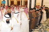 الأمير سعود بن جلوي يشارك جموع المصلين في صلاة عيد الأضحى بجدة