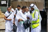 ضيوف برنامج خادم الحرمين الشريفين يغادرون المدينة المنورة متجهين إلى مكة المكرمة لأداء مناسك العمرة