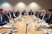 وزير الاقتصاد والتخطيط يشارك في اجتماع طاولة مستديرة مع اتحاد الصناعات الفنلندية
