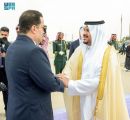رئيس مجلس الوزراء العراقي يصل الرياض وفي مقدمة مستقبليه نائب أمير منطقة الرياض