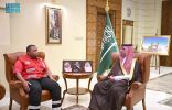 مُحافظ جدة يستقبل مدير فرع هيئة الهلال الأحمر بمكة المكرمة