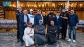 على هامش مهرجان الحنيذ الثاني.. طهاة عالميون يخوضون تجربة الطهي الشعبي في عسير