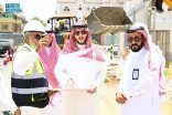 محافظ الطائف يتفقّد أعمال توسعة شارعي شهار والستين