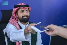 وزارة الداخلية ممثلةً بالمديرية العامة للجوازات تنهي إجراءات دخول وخروج الزائرين في مطار معرض الدفاع العالمي بملهم