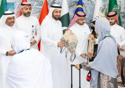 وزير الحج والعمرة يزور صالة مبادرة “طريق مكة” في مطار الملك عبدالعزيز الدولي بجدة