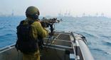 بحرية الاحتلال الإسرائيلي تستهدف مراكب الصيادين الفلسطينيين قبالة سواحل قطاع غزة