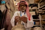 حرفة السعف والنخيل.. تفاصيل تُصاغ في معرض “بنان”